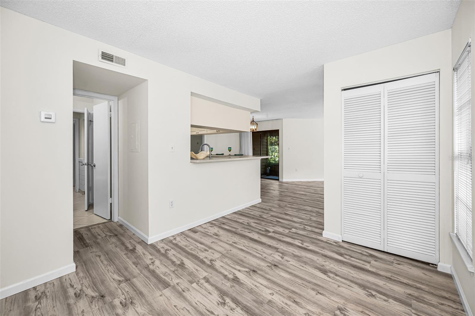 2205 LENNOX RD E #2205 — photo 19