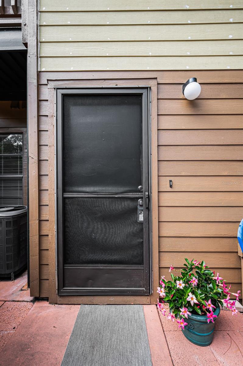 2205 LENNOX RD E #2205 — photo 3
