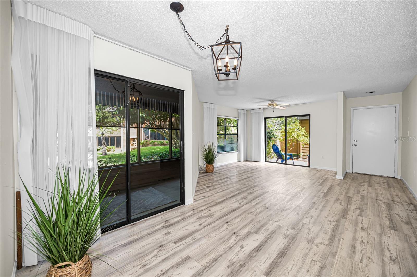 2205 LENNOX RD E #2205 — photo 9