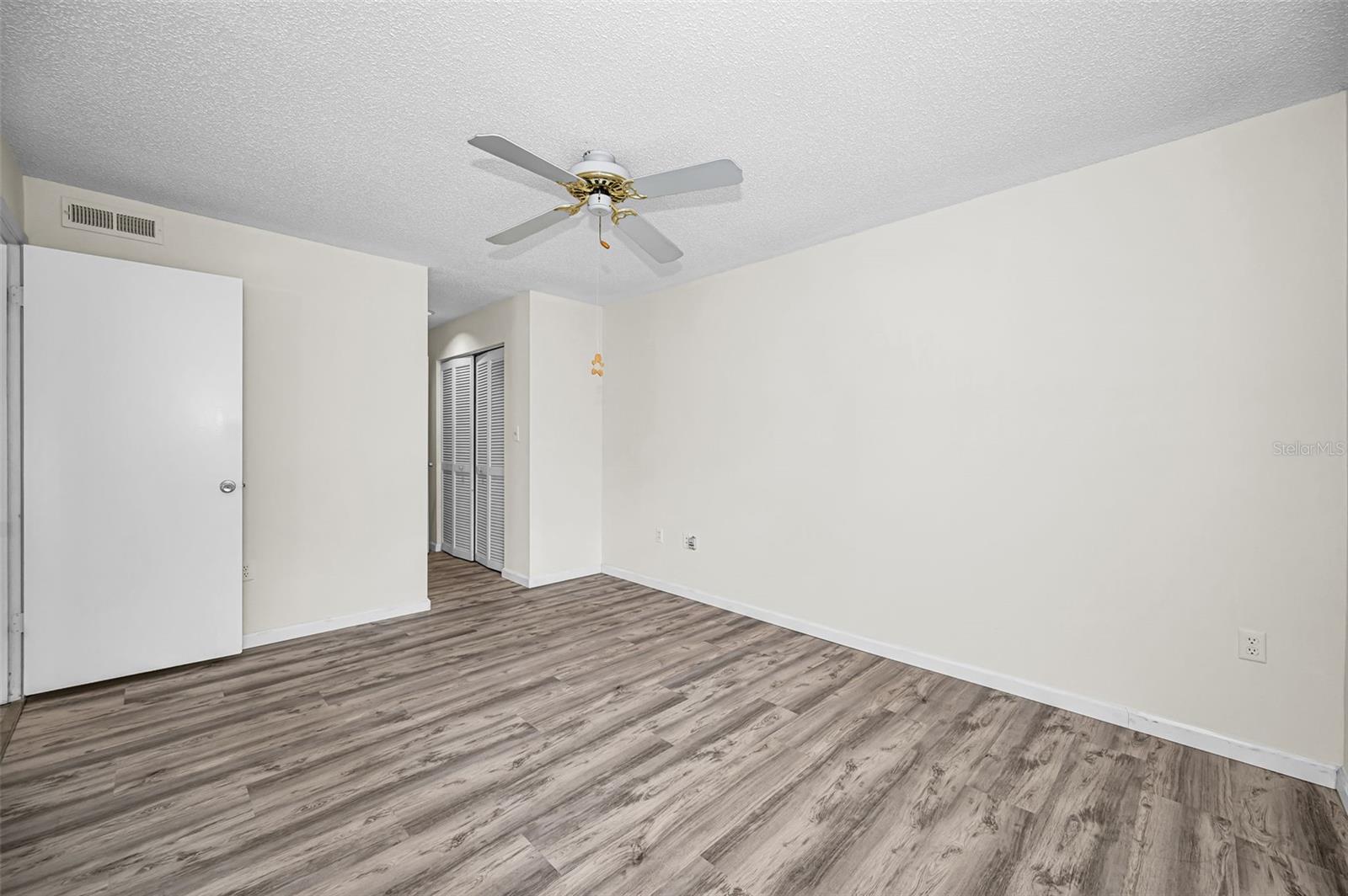 2205 LENNOX RD E #2205 — photo 24