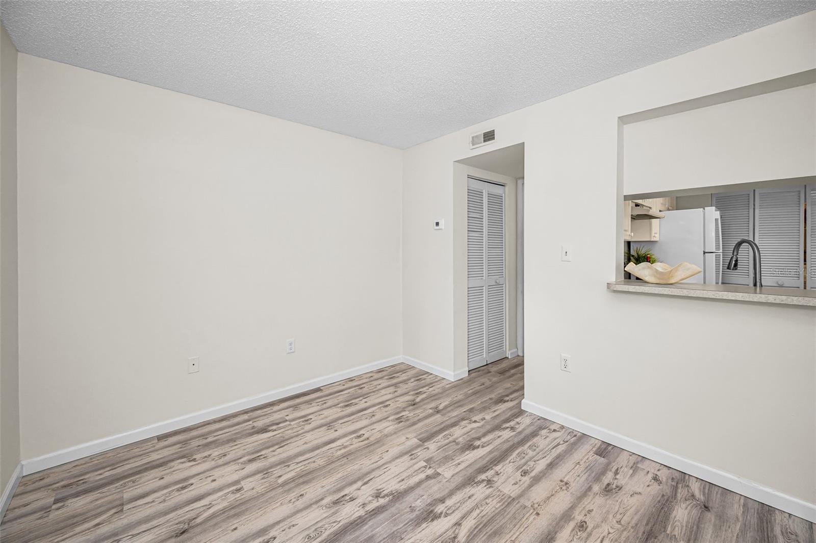 2205 LENNOX RD E #2205 — photo 20