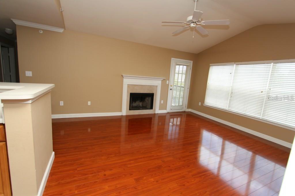 18517 BRIDLE CLUB DR #18517 — photo 6