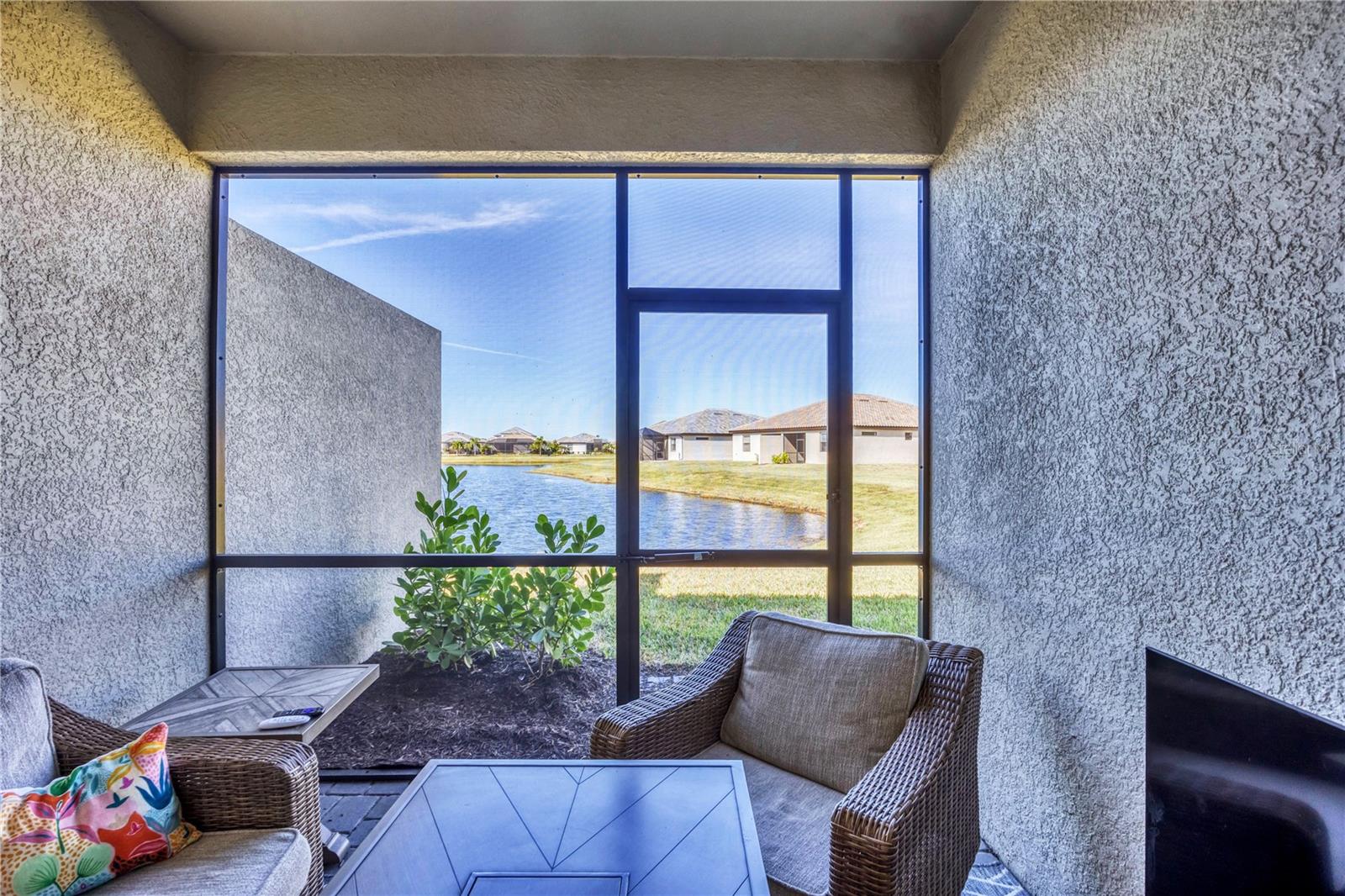 15733 SUNNY DAY DR — photo 18