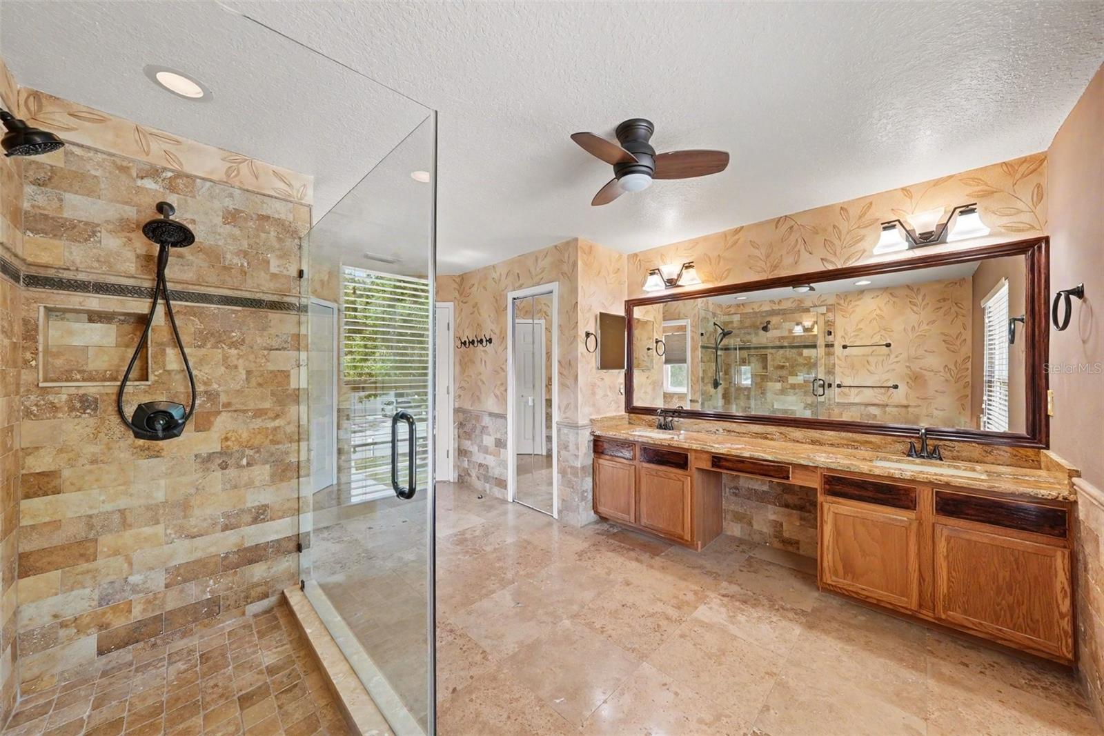 4227 BALINGTON DR — photo 26