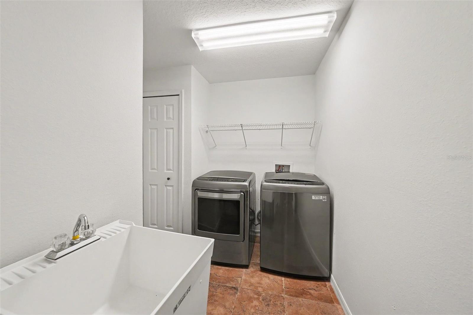 4227 BALINGTON DR — photo 32