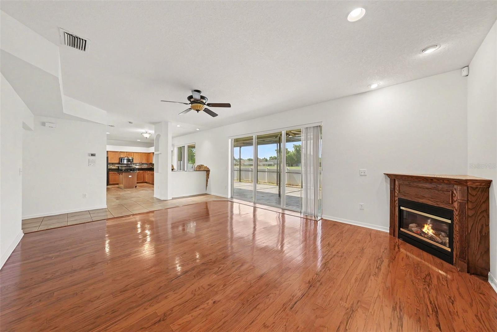 4227 BALINGTON DR — photo 11