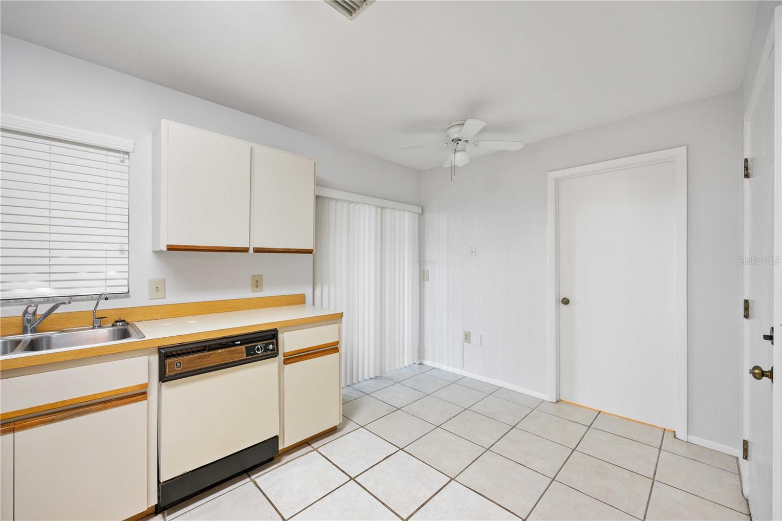 3411 57TH AVENUE DR W #6 — photo 12