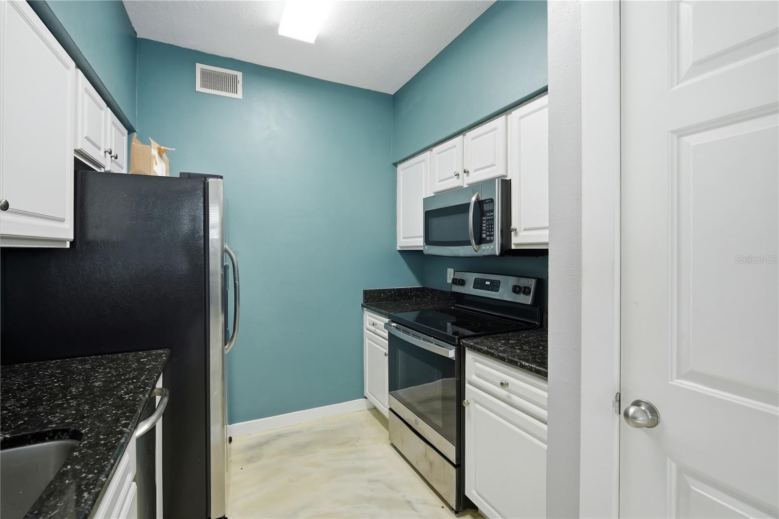 1810 E PALM AVE #1113 — photo 10