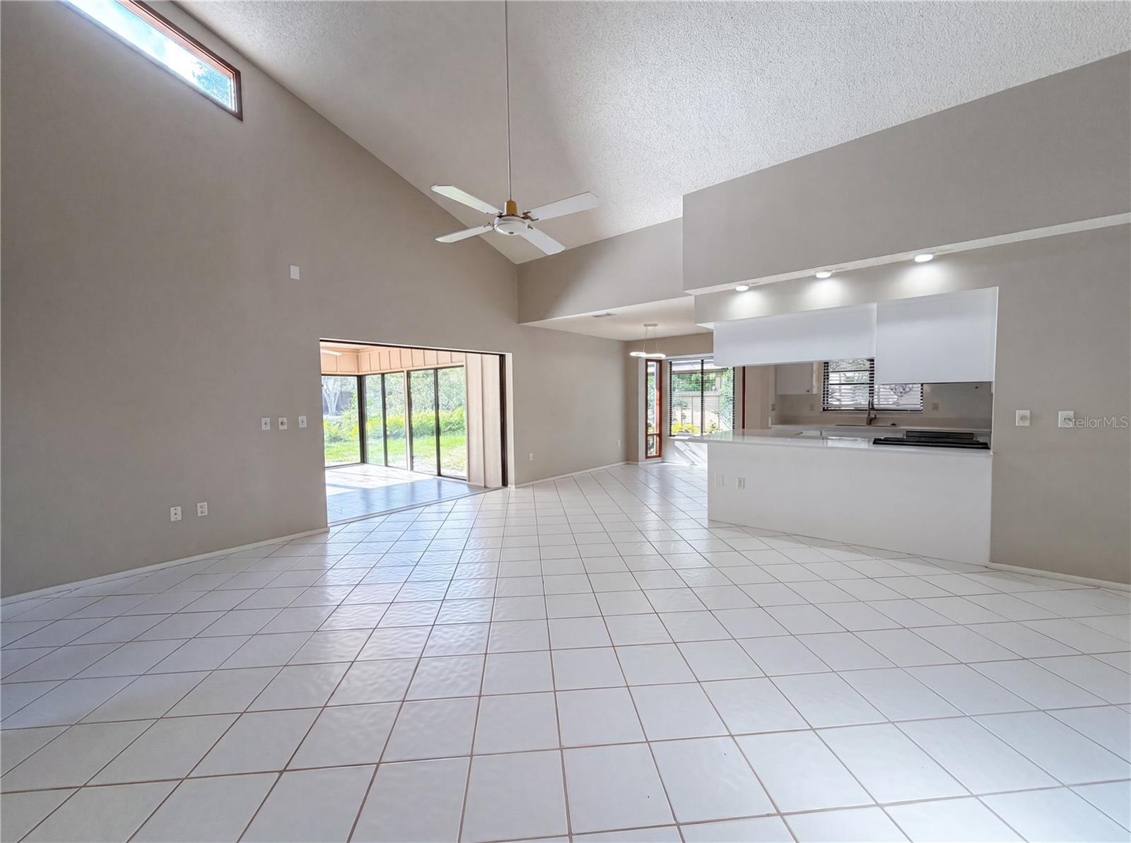 1407 WILLOW OAK CIR #1407 — photo 7