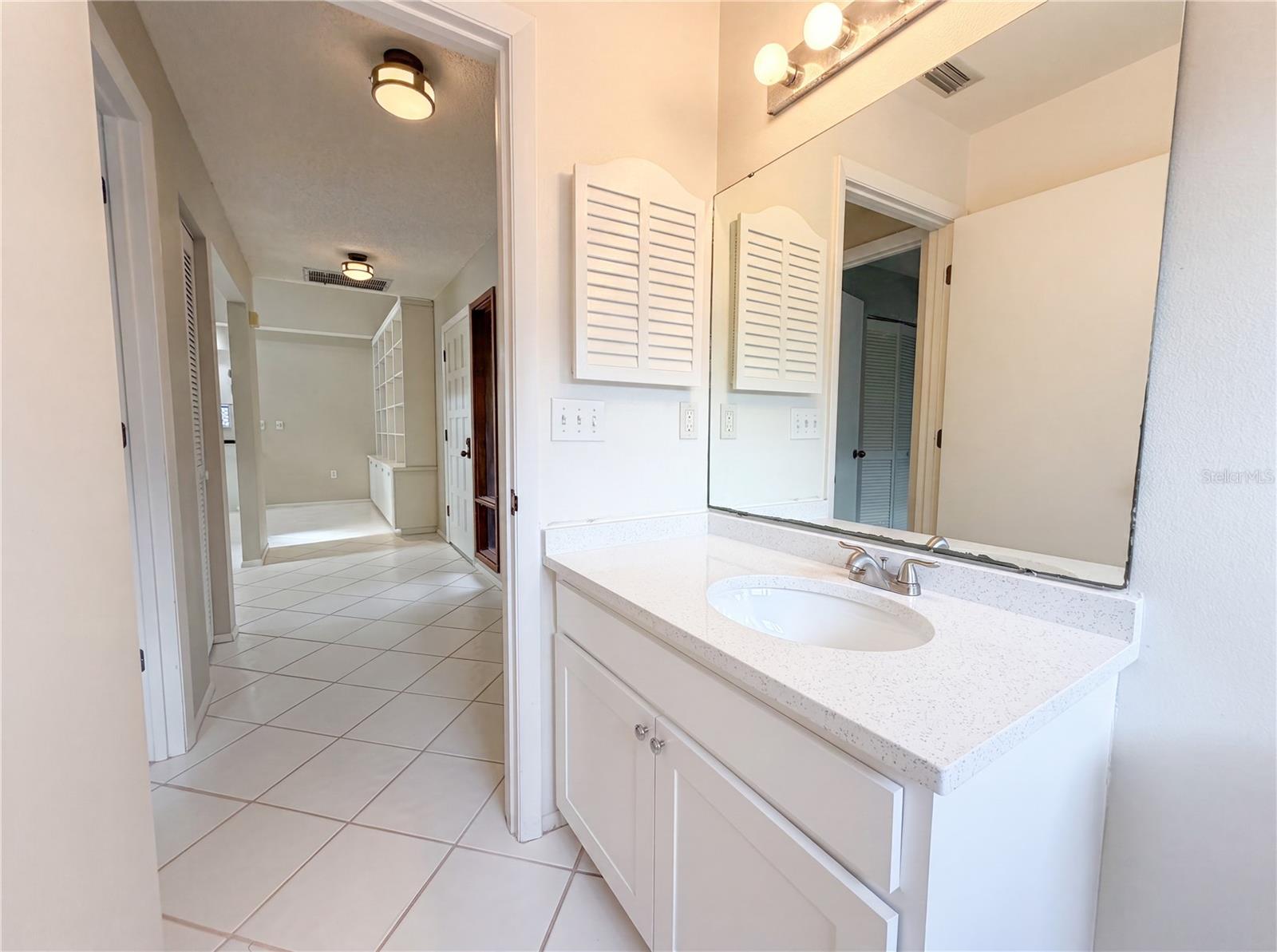1407 WILLOW OAK CIR #1407 — photo 25