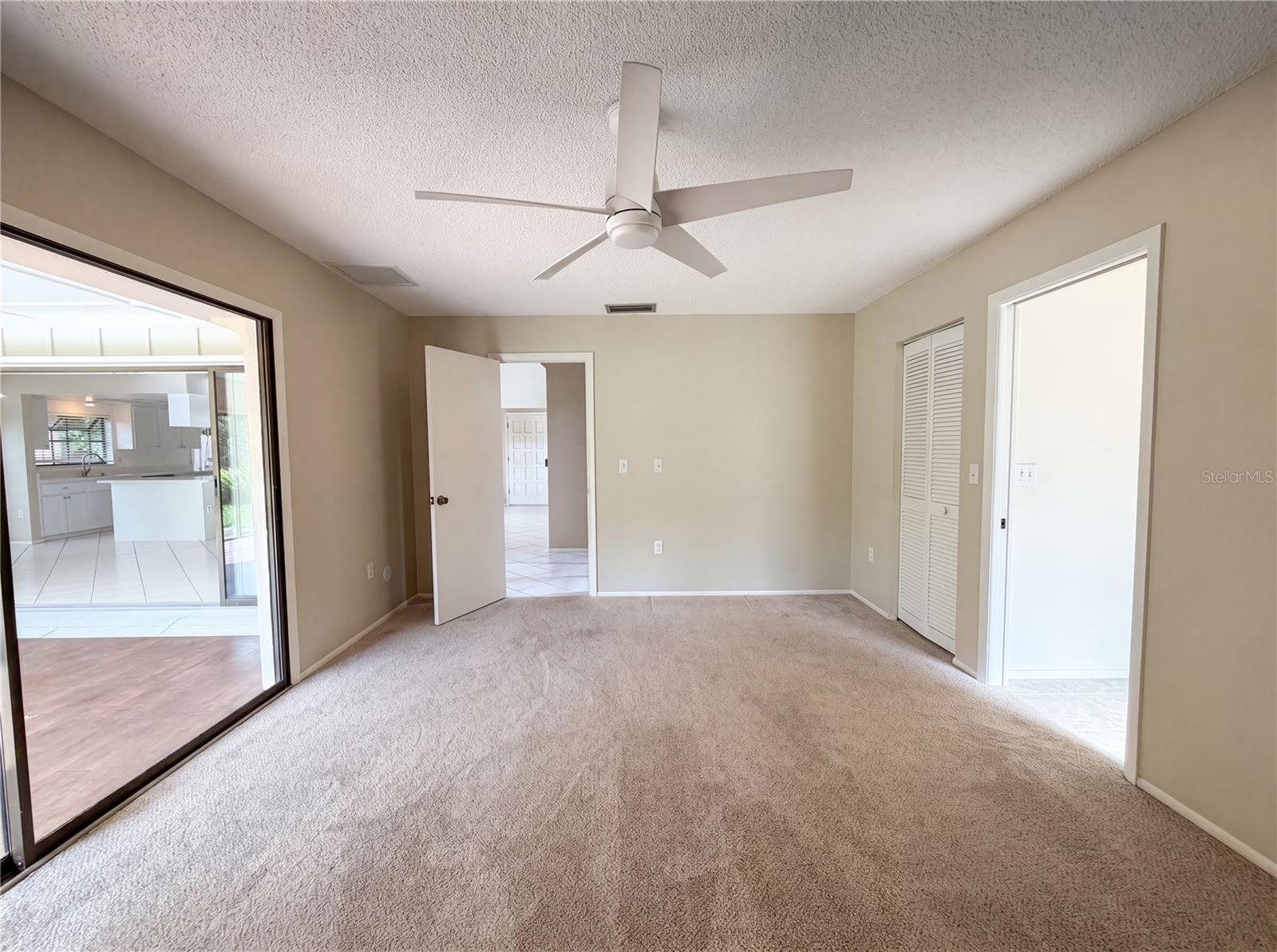 1407 WILLOW OAK CIR #1407 — photo 15