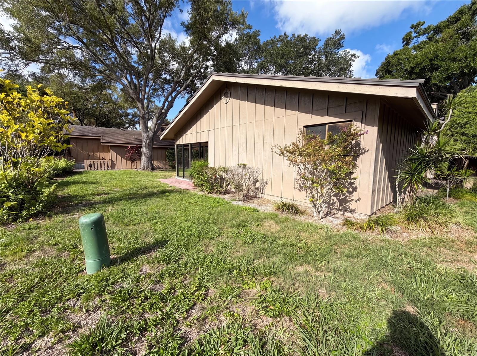 1407 WILLOW OAK CIR #1407 — photo 30
