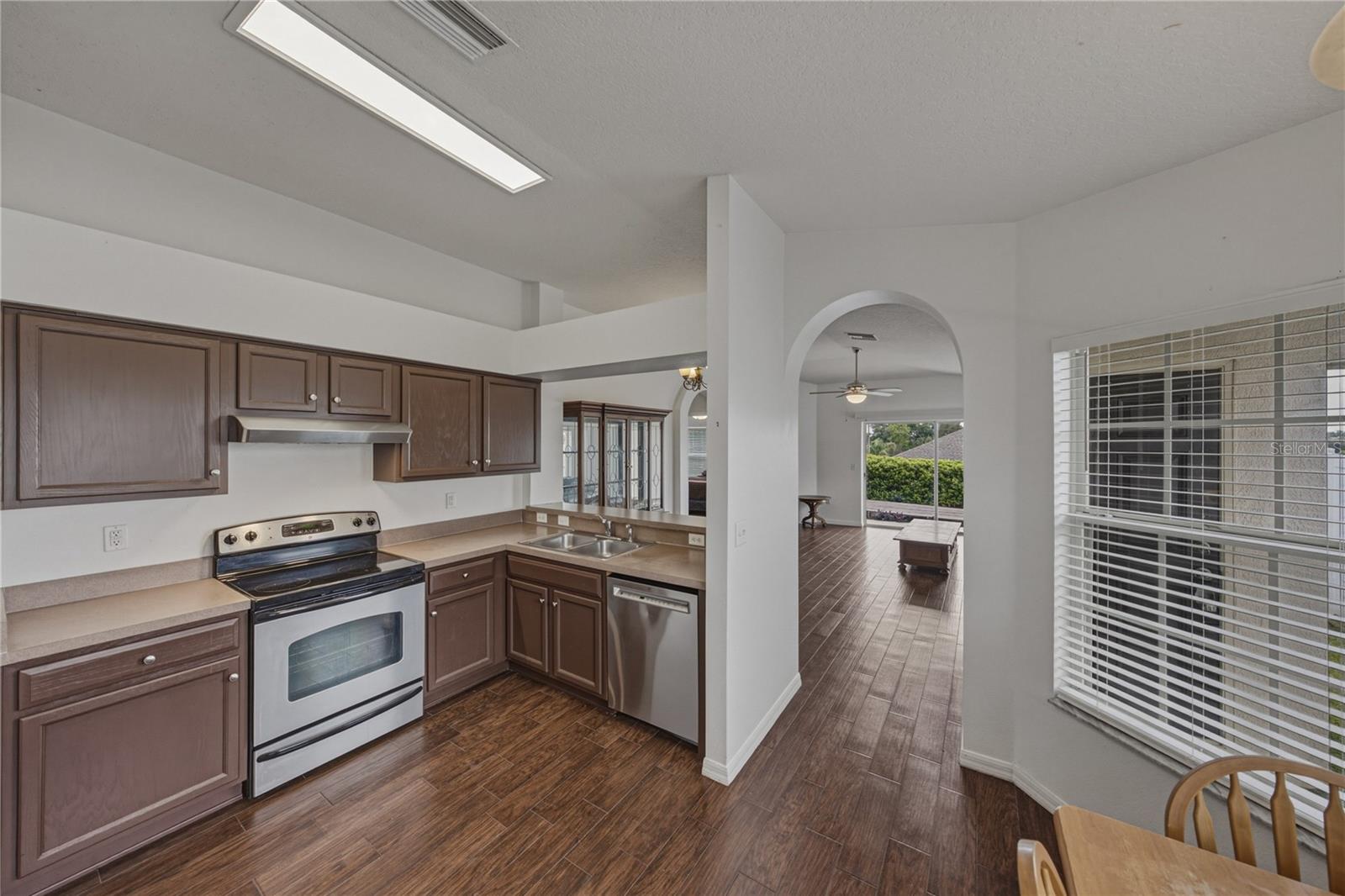 7552 JENO ST — photo 15