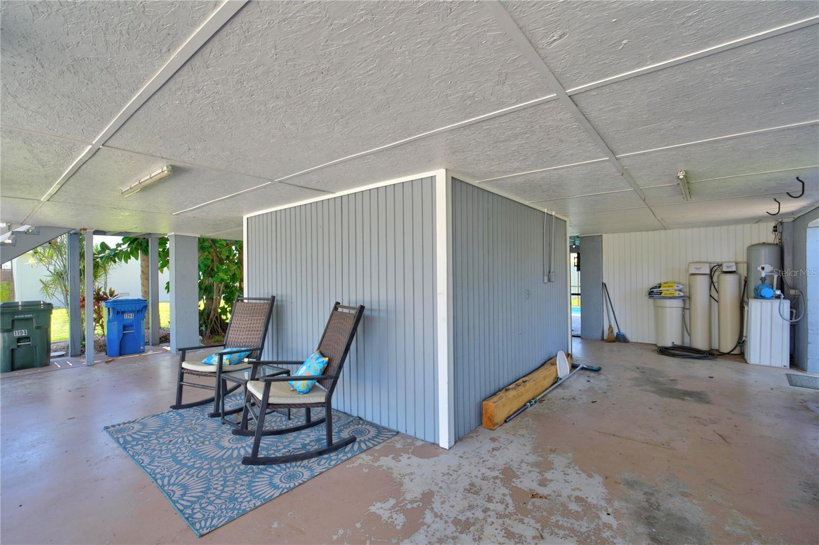 1194 LINDEN RD — photo 41