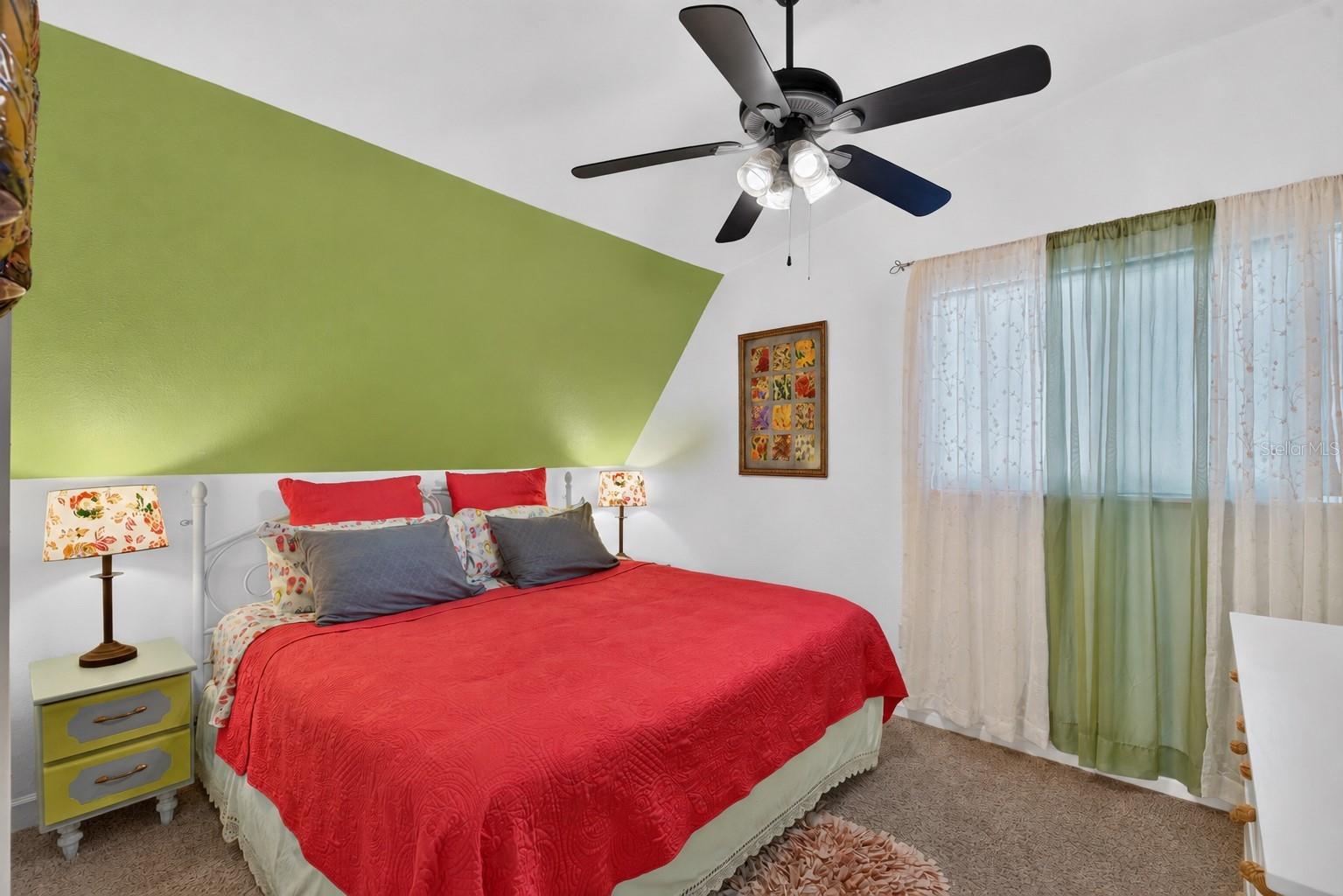 1194 LINDEN RD — photo 35