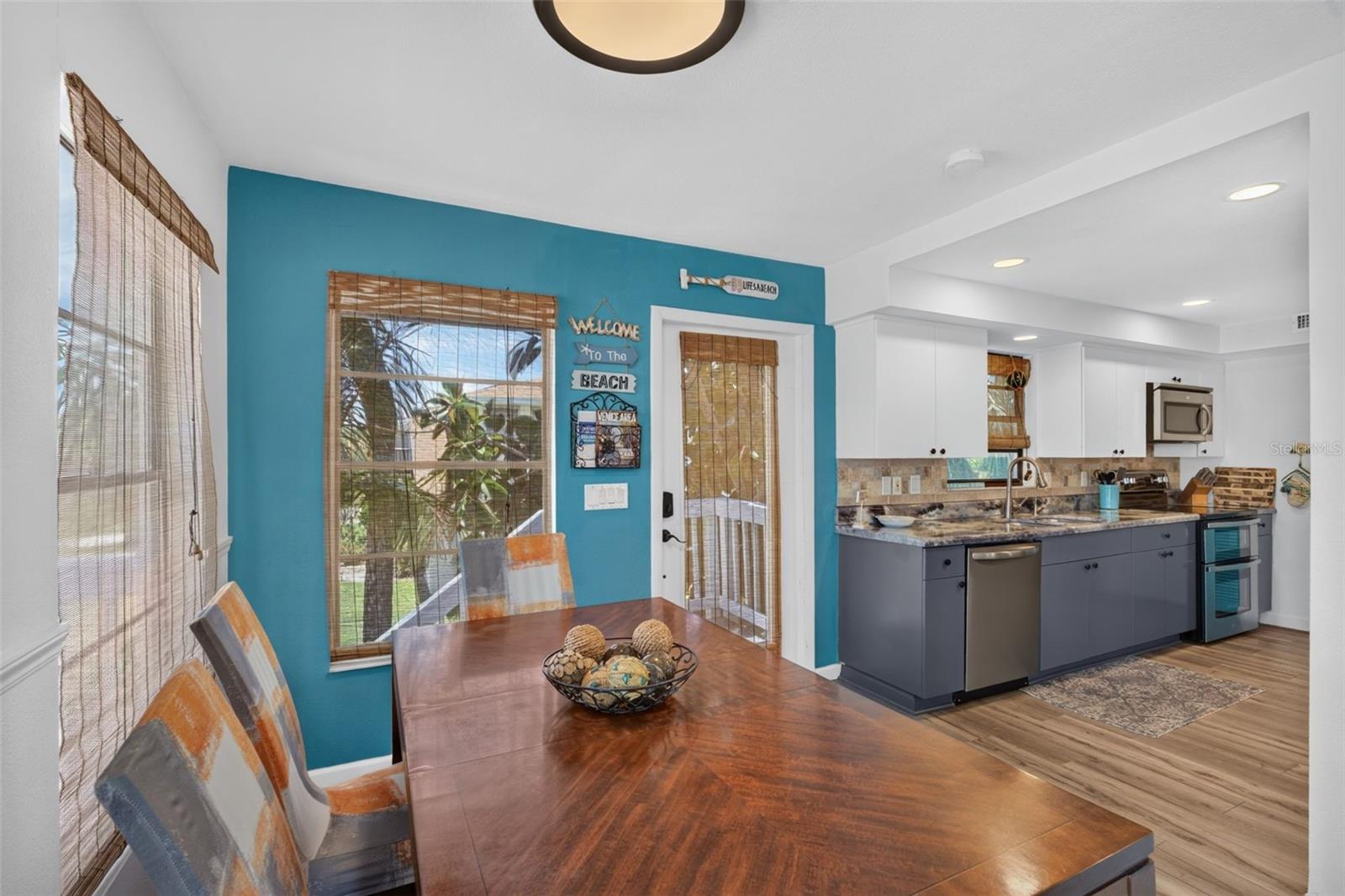 1194 LINDEN RD — photo 13
