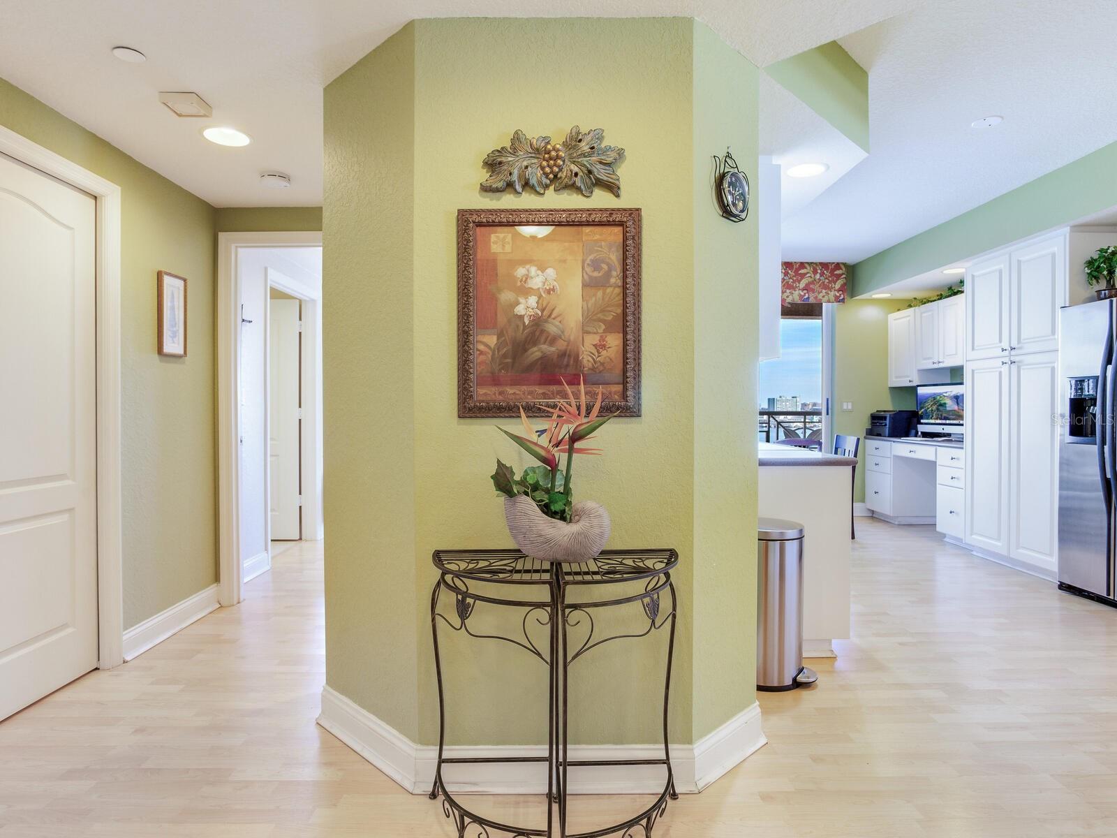 11 SAN MARCO ST #807 — photo 34