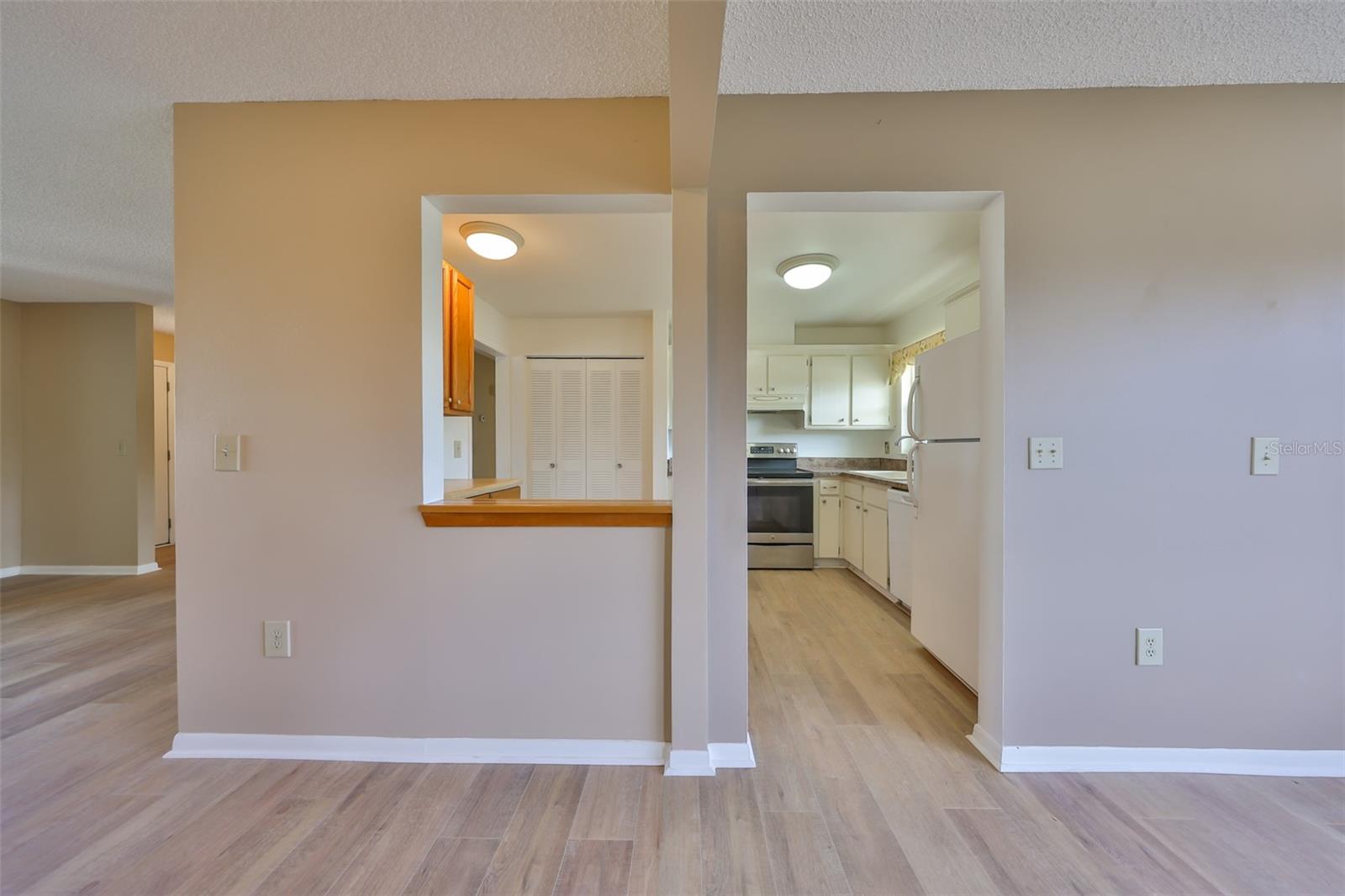 1529 ALLEGHENY DR — photo 15
