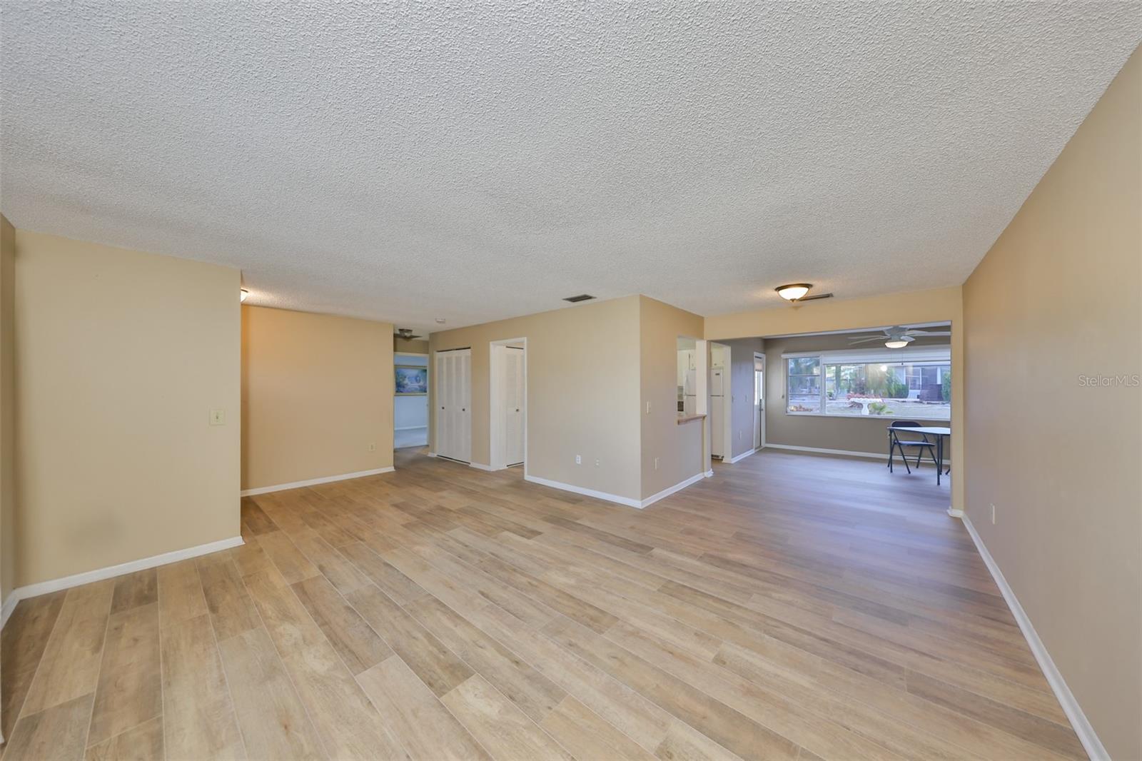 1529 ALLEGHENY DR — photo 5