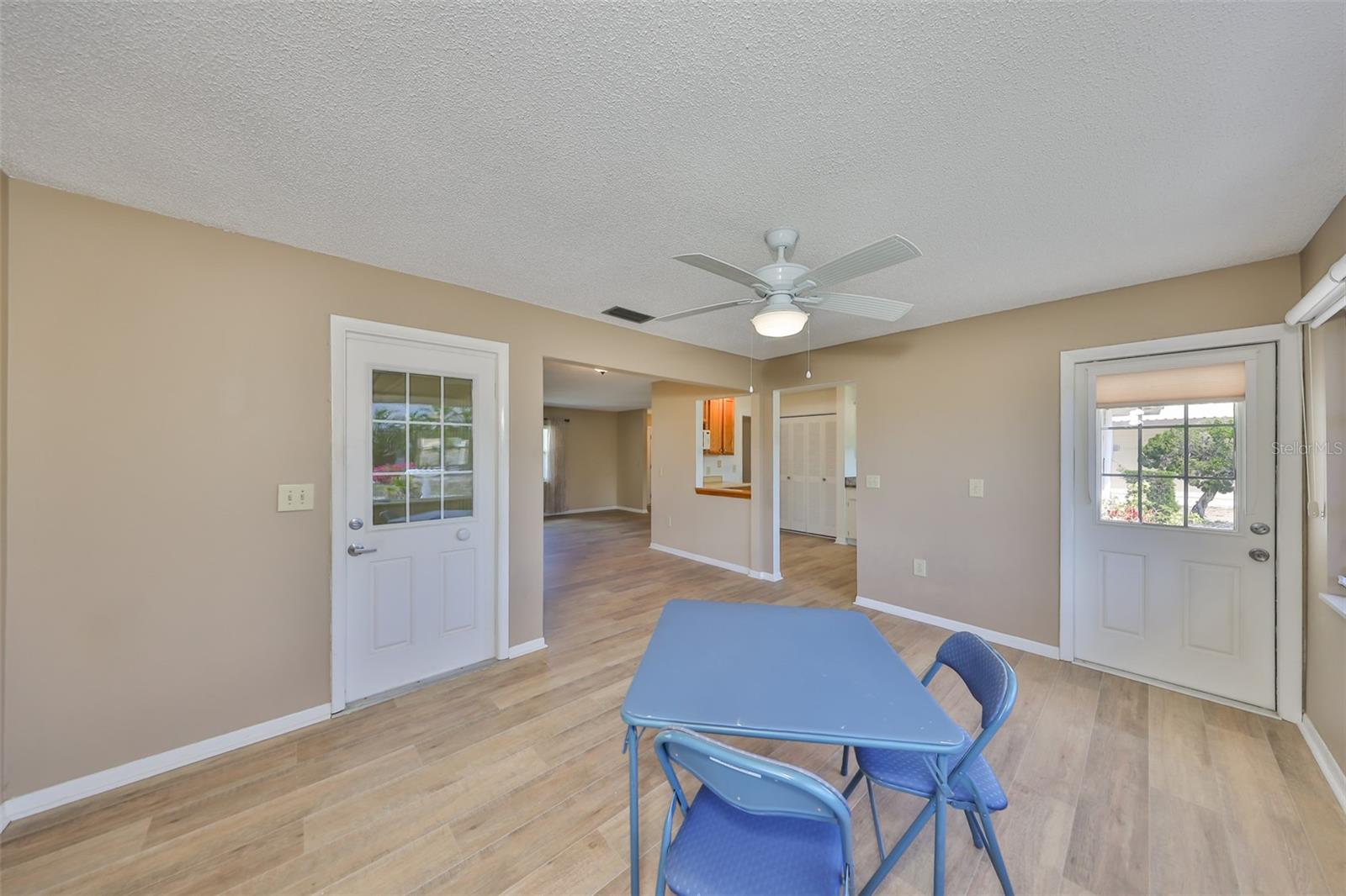 1529 ALLEGHENY DR — photo 9