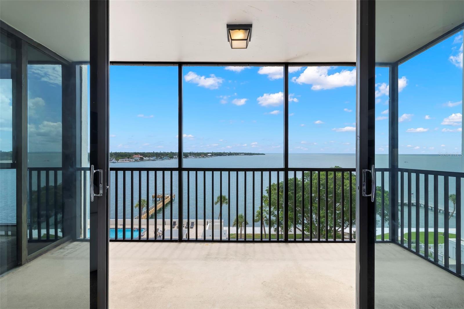 7100 SUNSHINE SKYWAY LN S #703 — photo 17