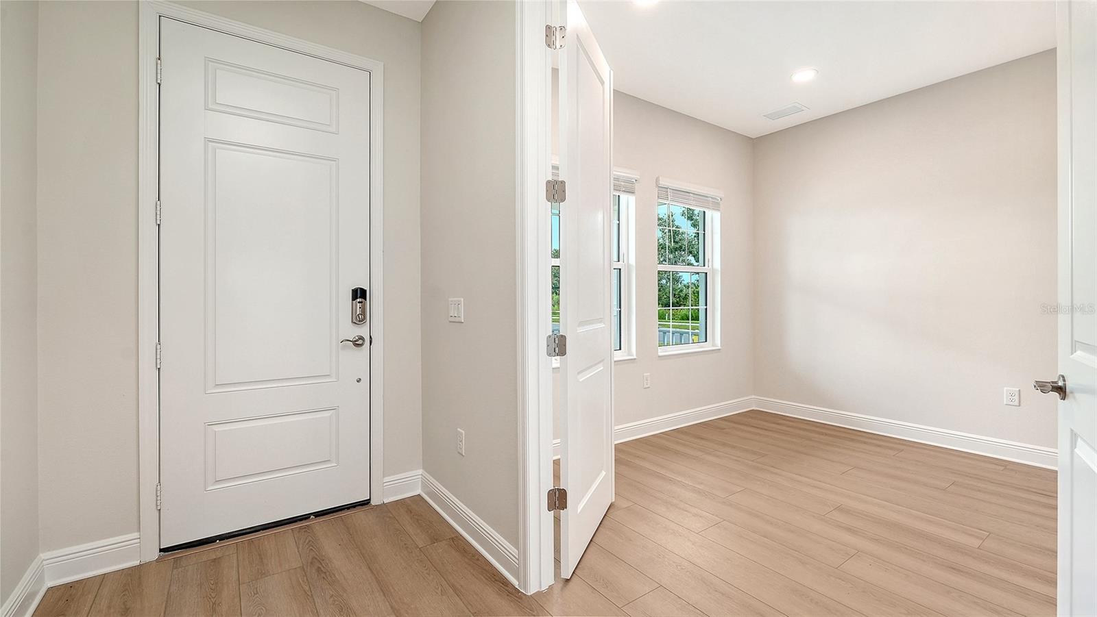 10005 POWELL AVE — photo 19