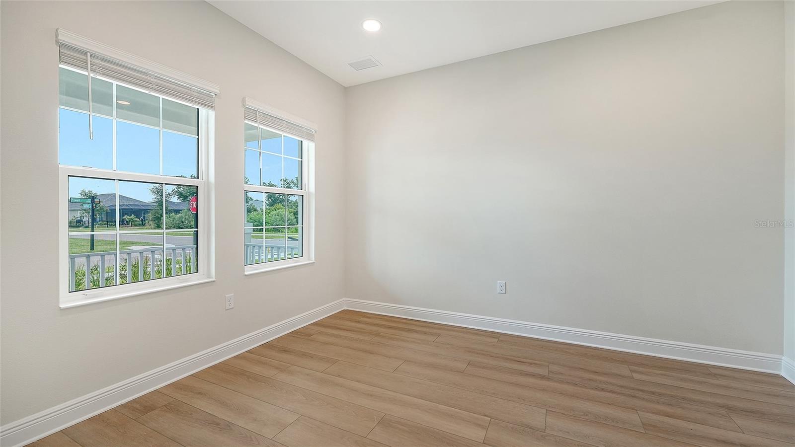 10005 POWELL AVE — photo 20