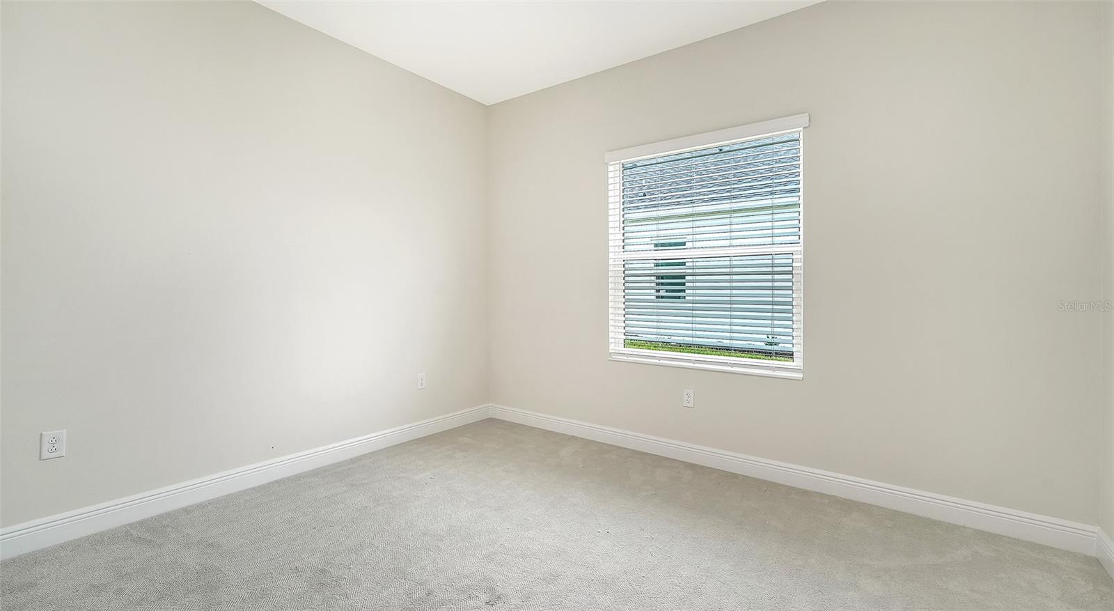 10005 POWELL AVE — photo 22