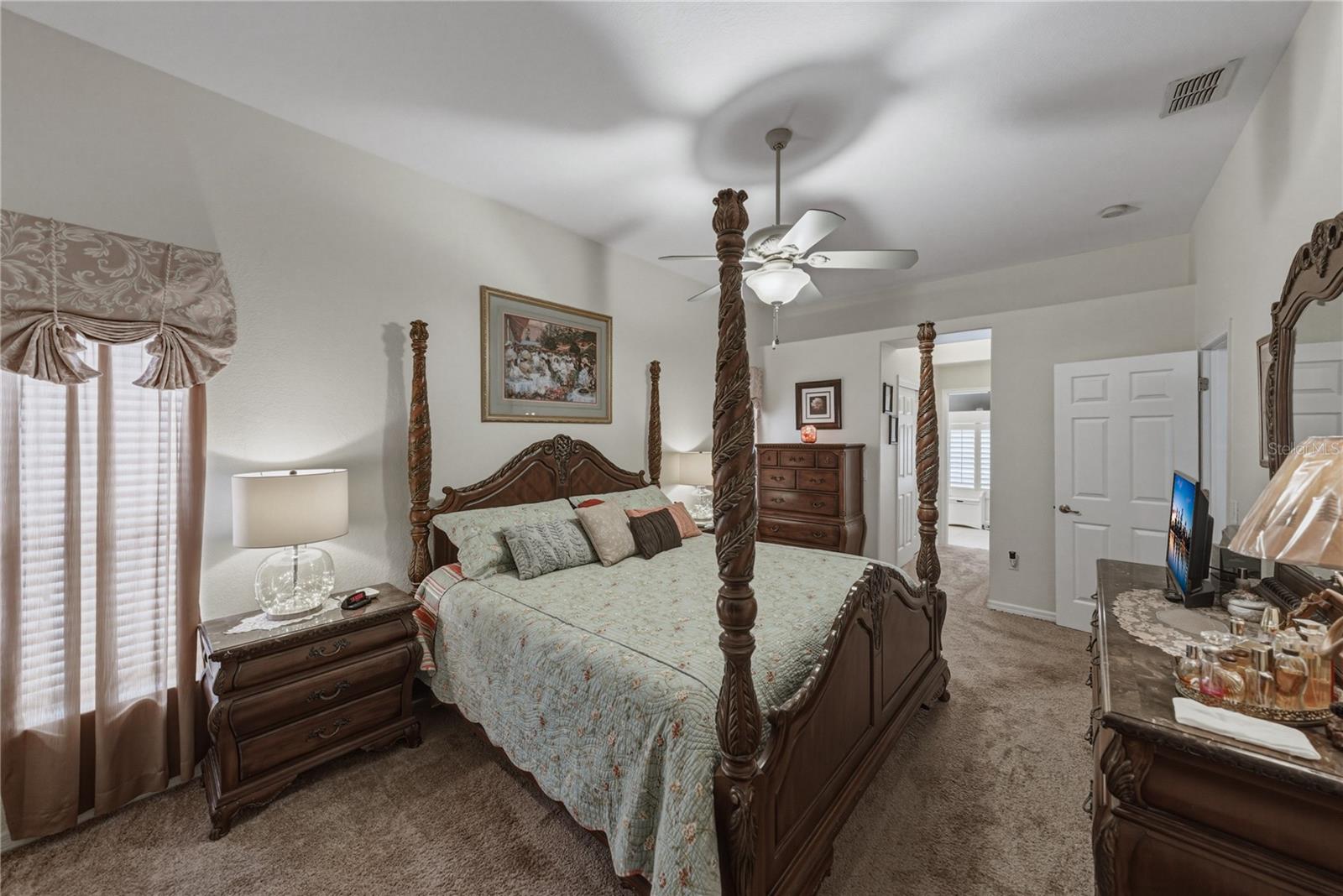 12215 WOODLANDS CIR — photo 32