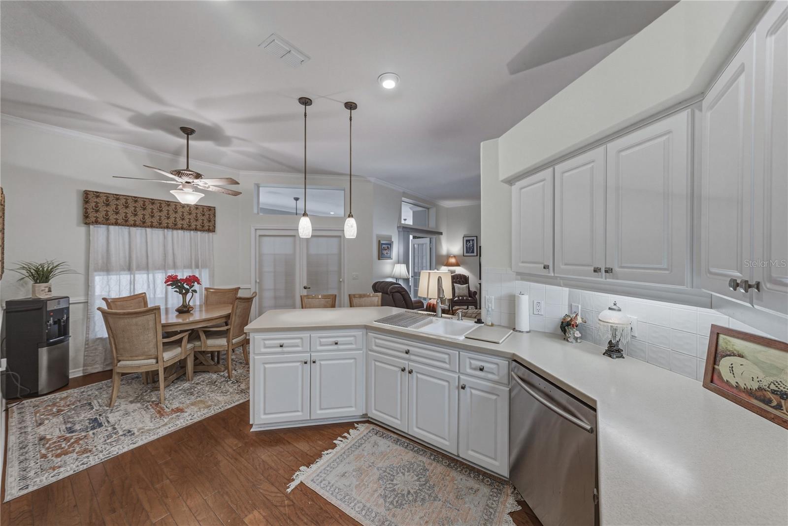 12215 WOODLANDS CIR — photo 20