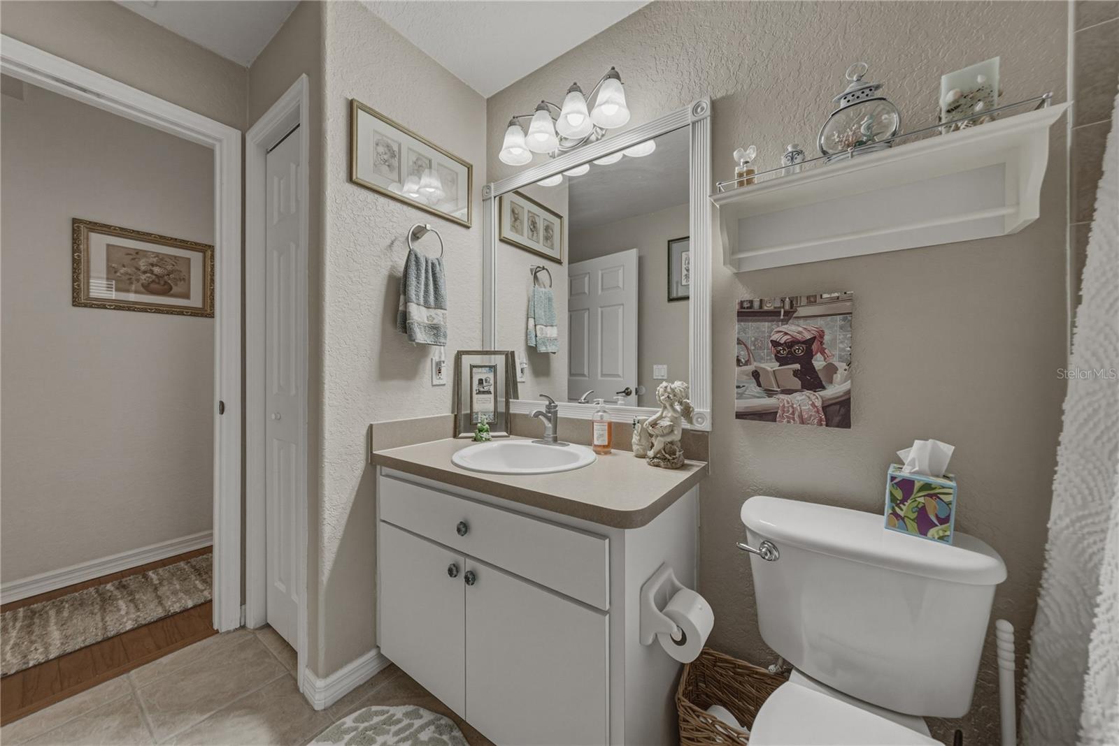 12215 WOODLANDS CIR — photo 41