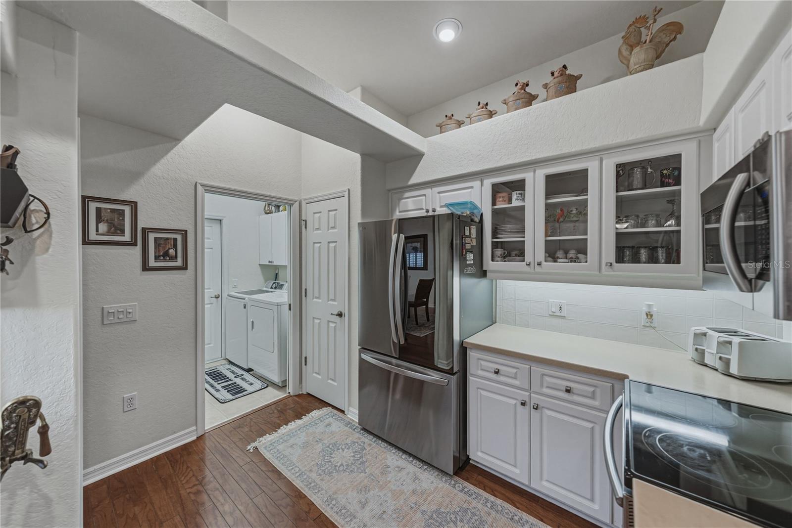 12215 WOODLANDS CIR — photo 17