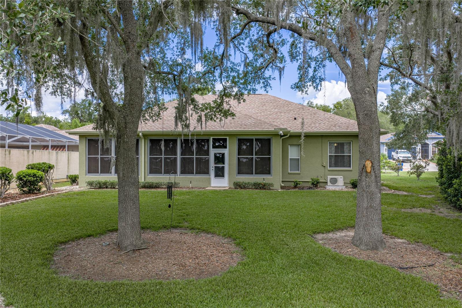12215 WOODLANDS CIR — photo 46