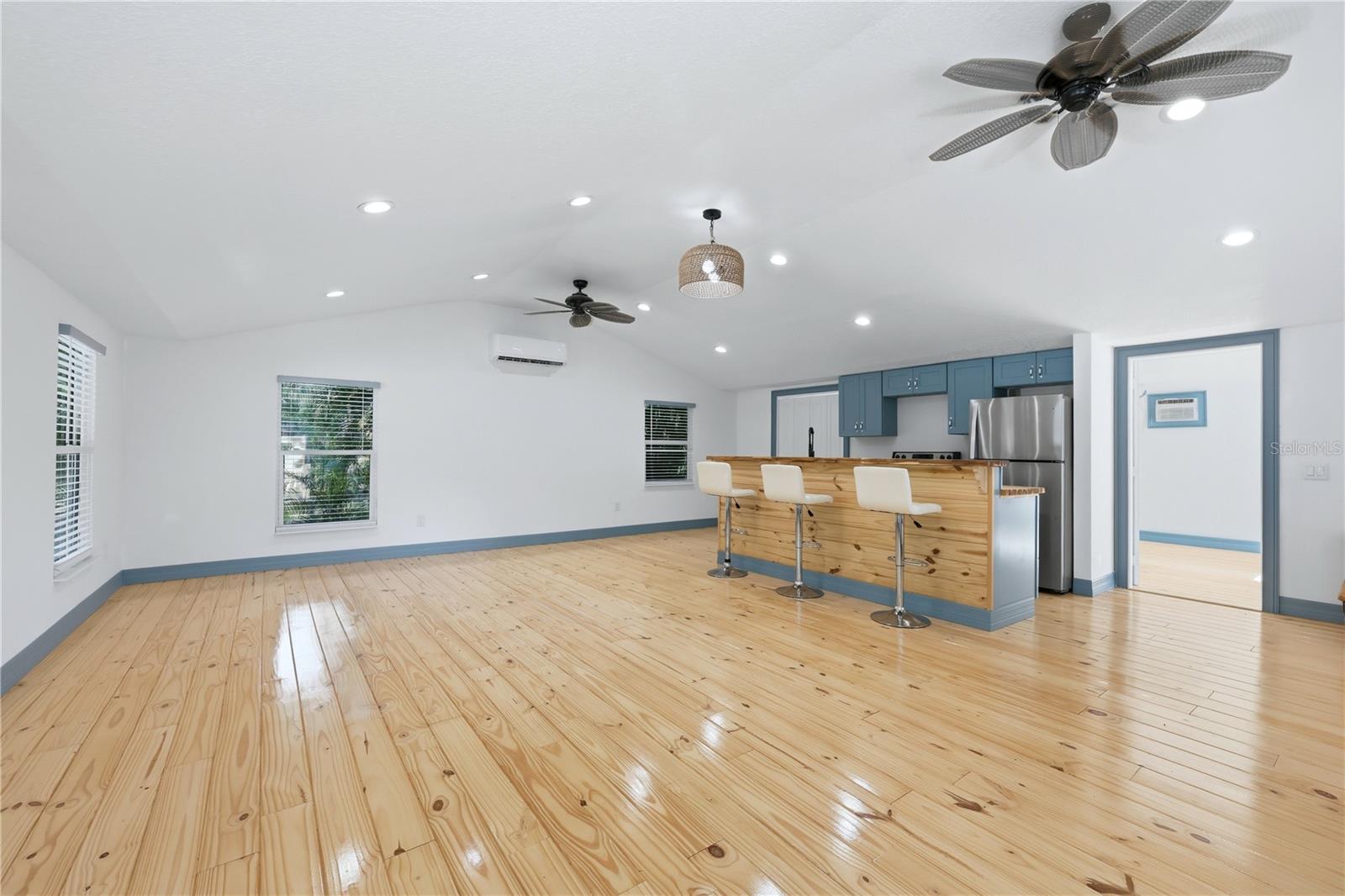 3348 ALAMO LN — photo 93