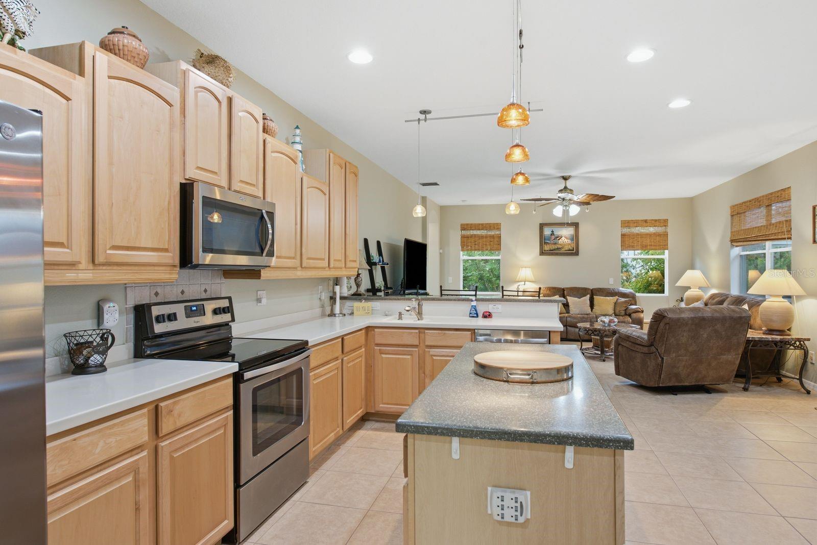 4882 W BREEZE CIR — photo 22