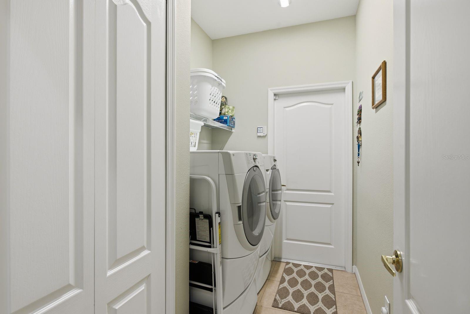 4882 W BREEZE CIR — photo 36