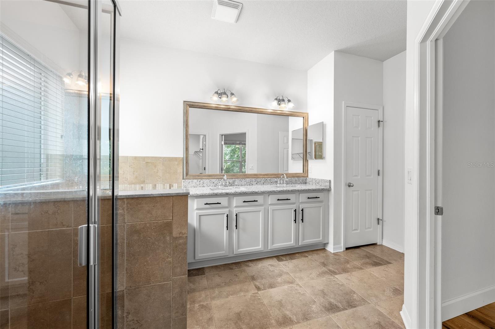 15814 STARLING WATER DR — photo 20