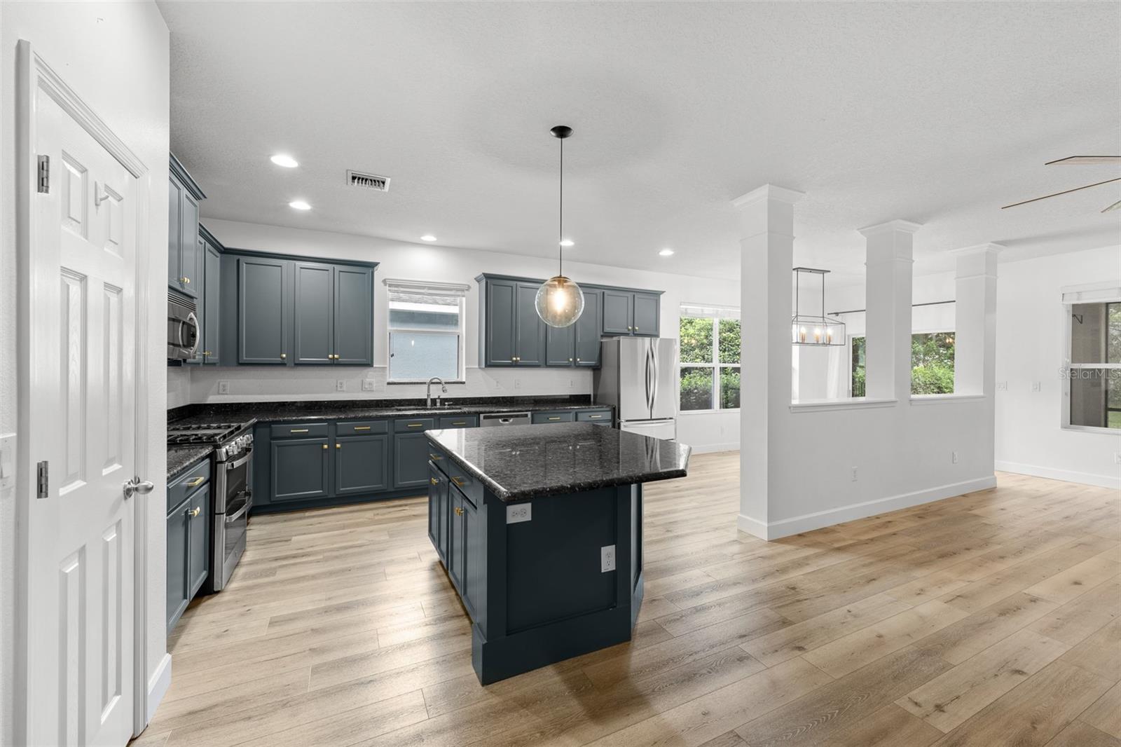 15814 STARLING WATER DR — photo 8