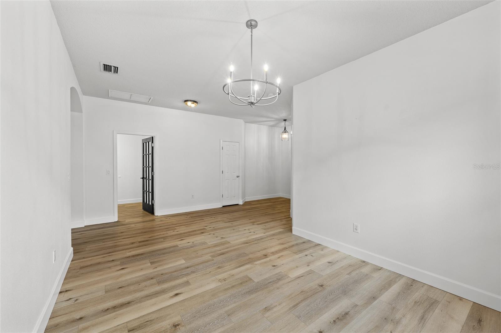 15814 STARLING WATER DR — photo 30