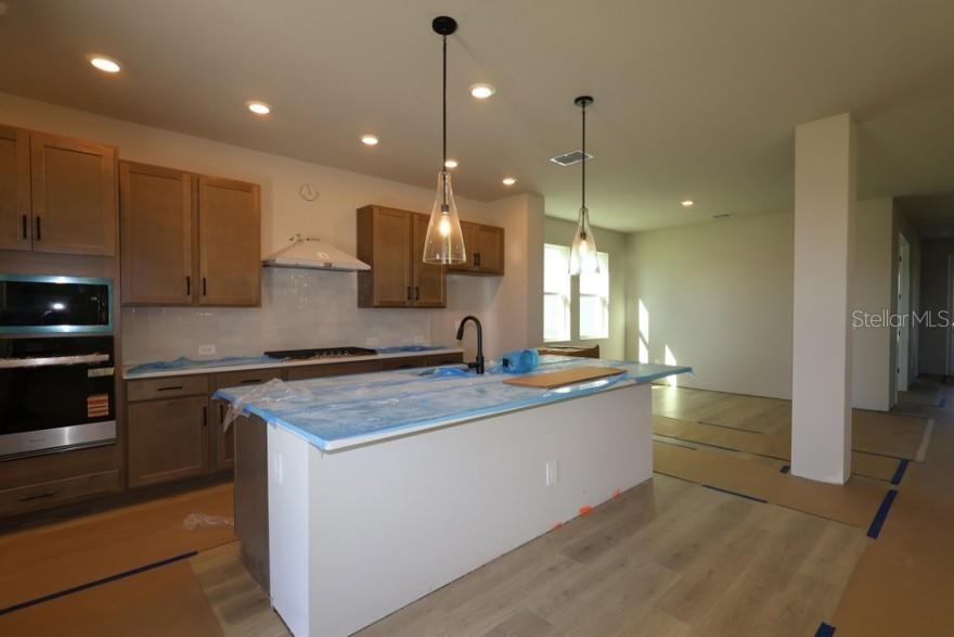 7713 MARINA BAY CV — photo 8