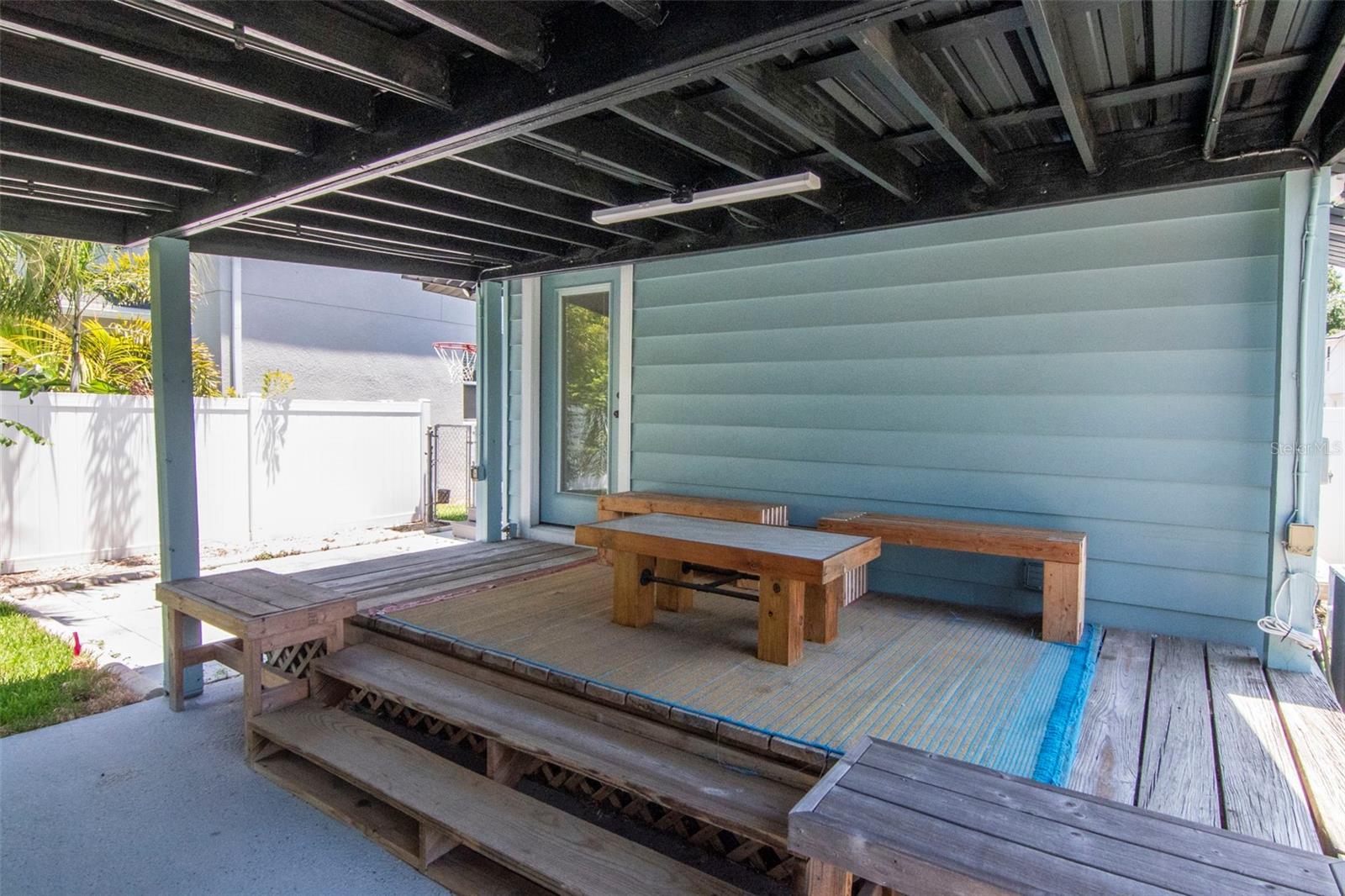 2507 W GRAY ST — photo 24