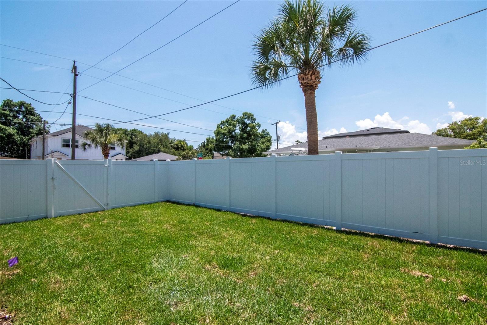 2507 W GRAY ST — photo 31
