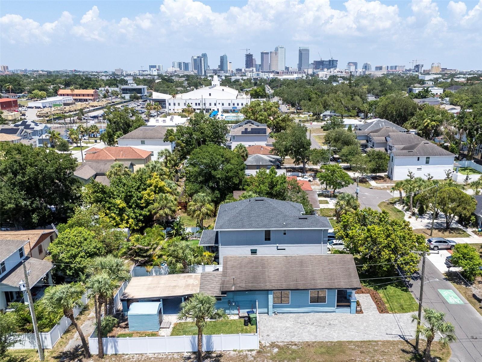 2507 W GRAY ST — photo 38