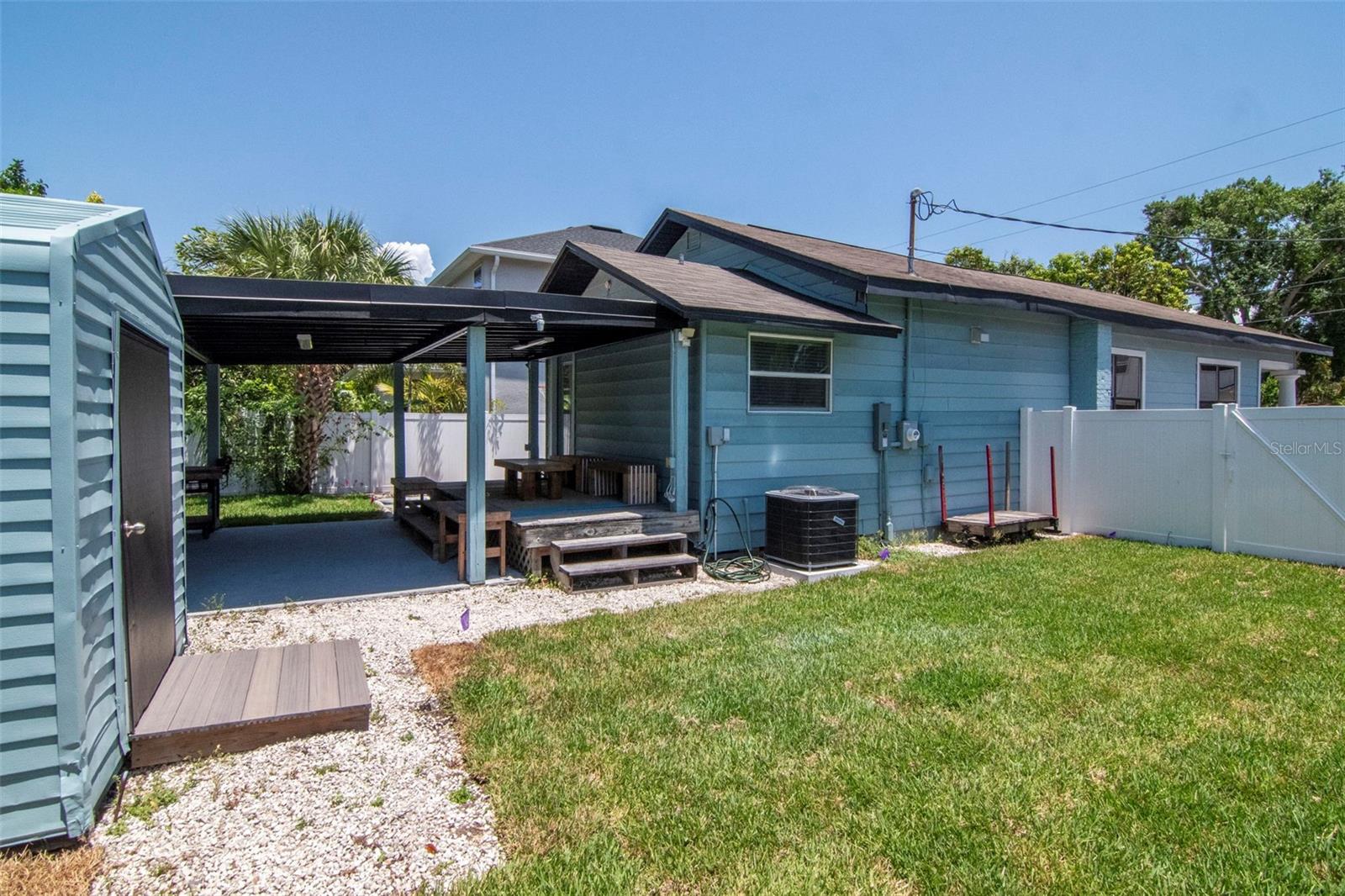 2507 W GRAY ST — photo 33