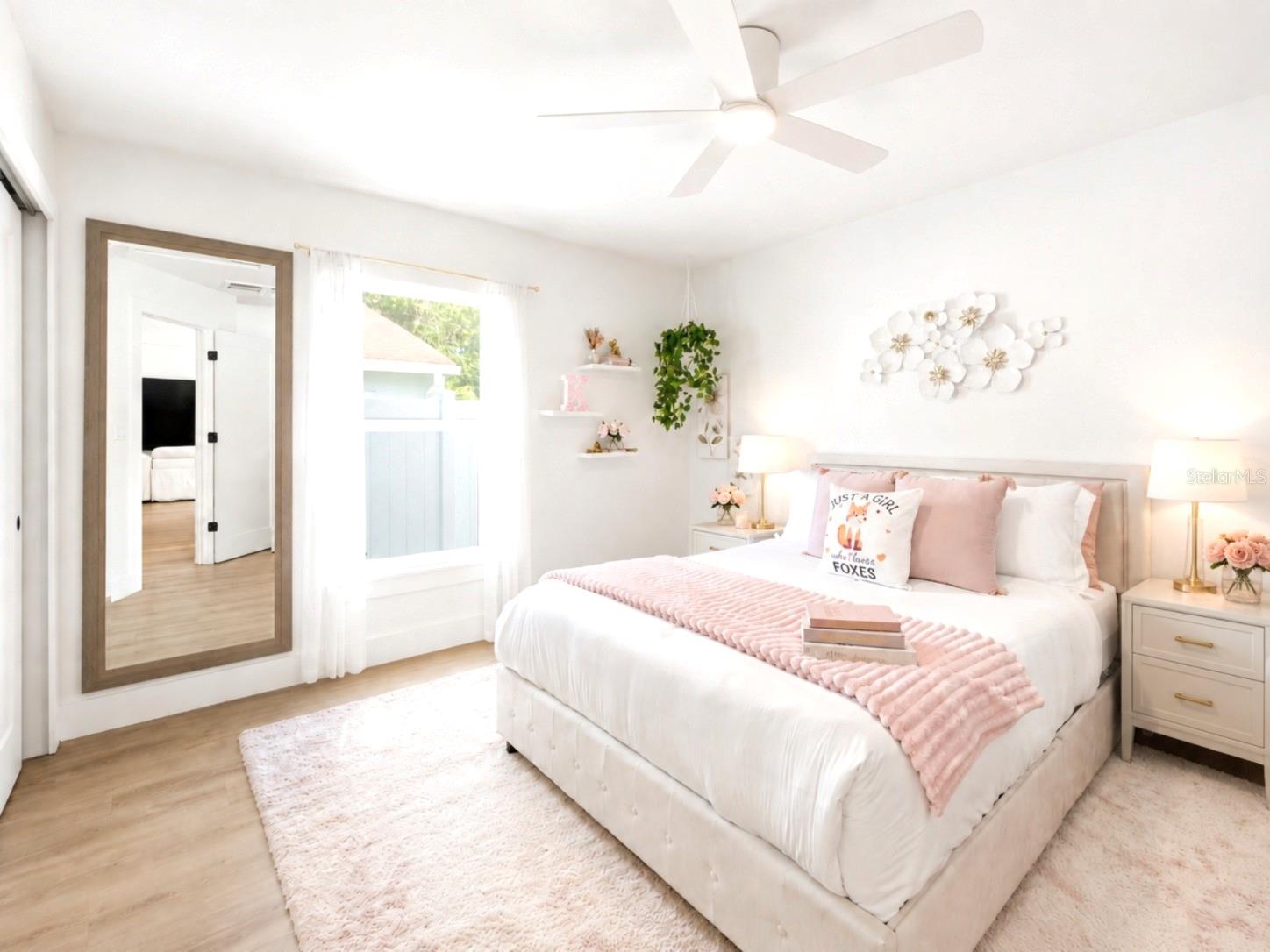 906 SAMY DR — photo 34