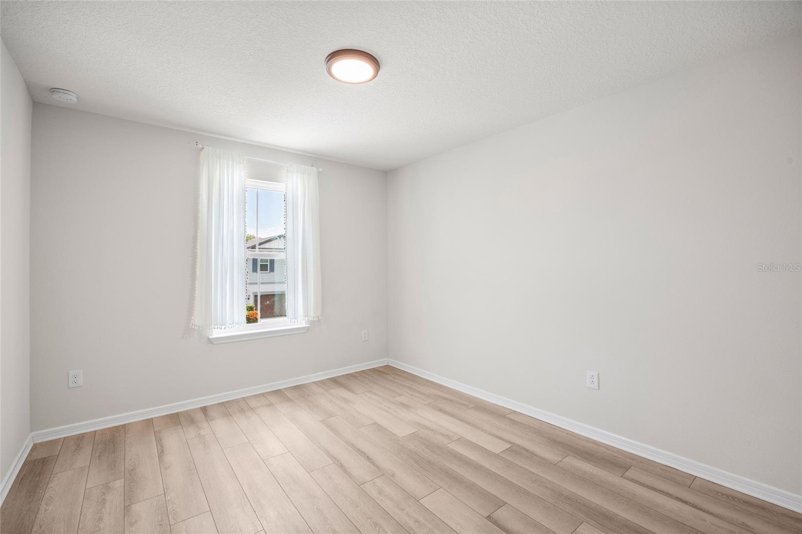 2993 PIER POINTE LN — photo 32
