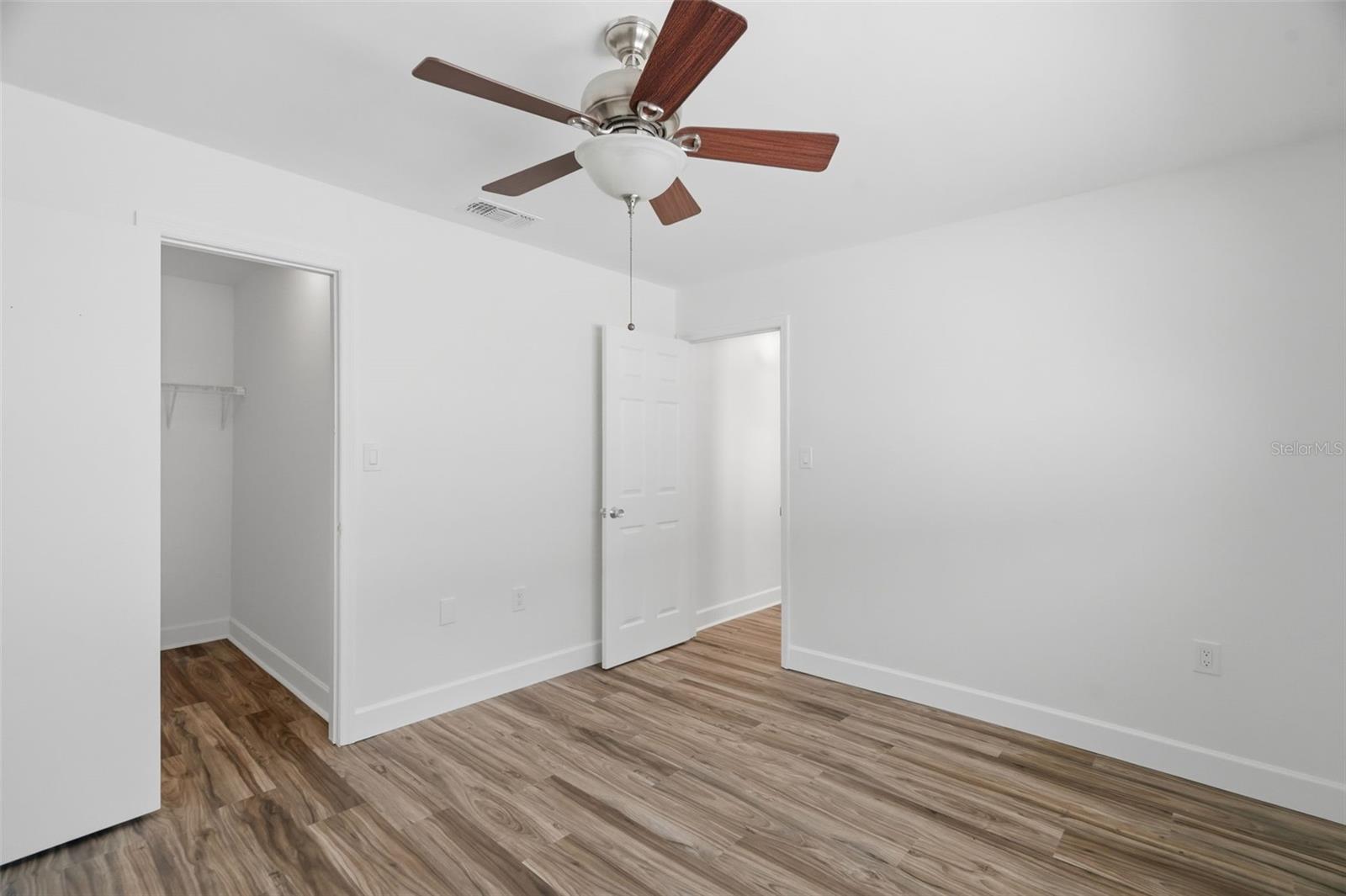 104 NESTLEBRANCH DR — photo 18