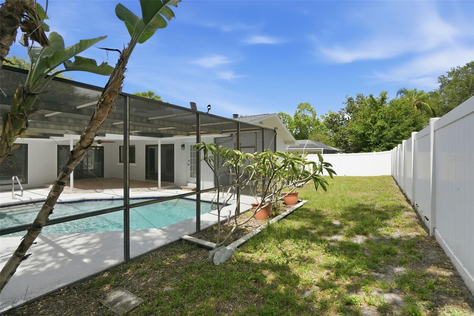 104 NESTLEBRANCH DR — photo 31