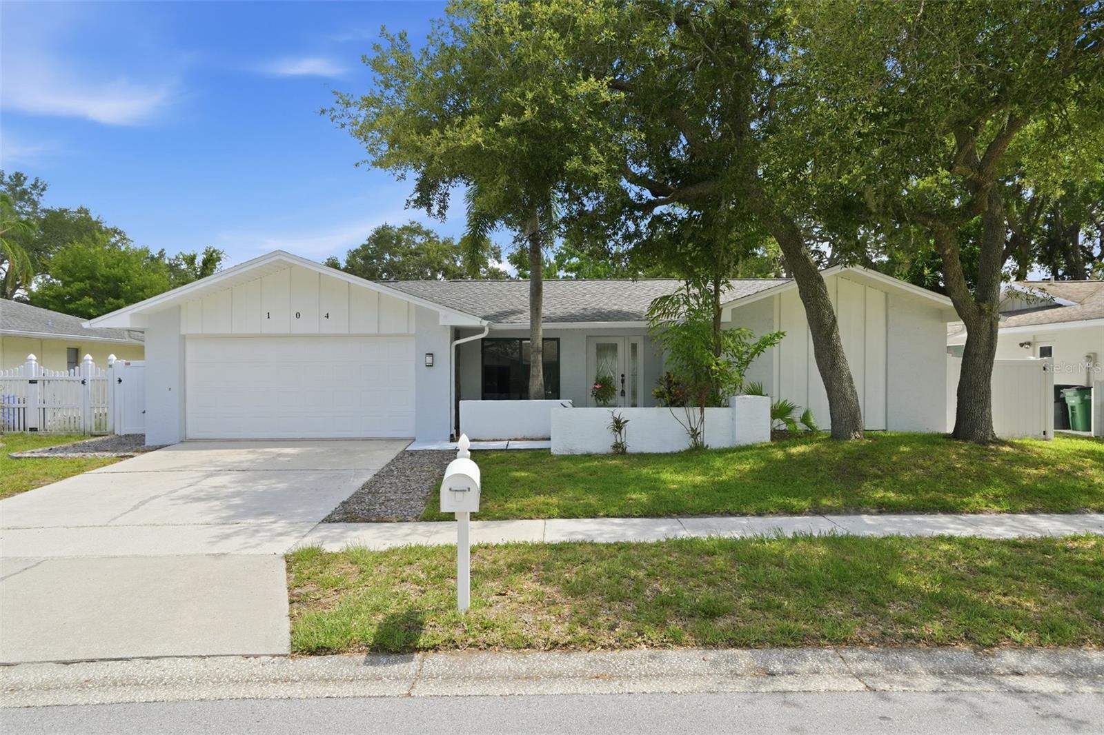 104 NESTLEBRANCH DR — photo 41