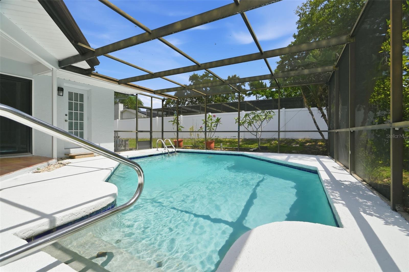 104 NESTLEBRANCH DR — photo 3